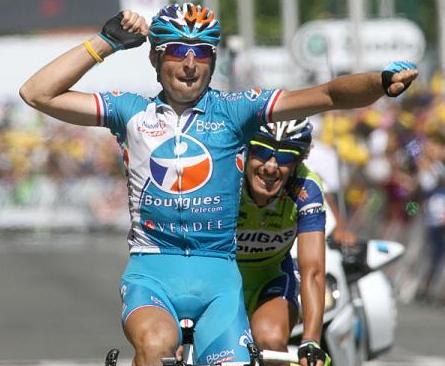 Fedrigo beats Pellizotti in Tour de France stage 9. Armstrong, Contador ...