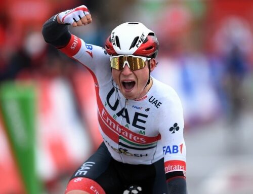 Team love-fest as Philipsen wins Vuelta stage.